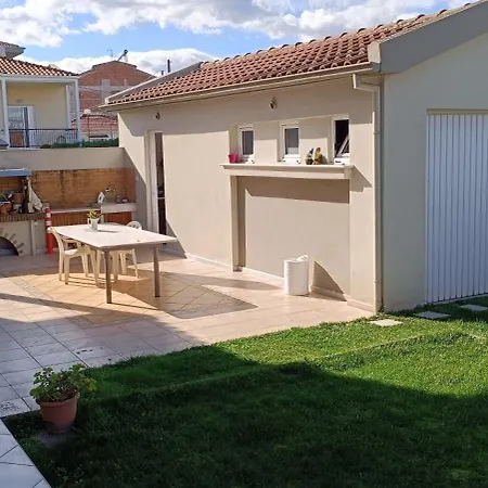 Lora's House * Τρίκαλα