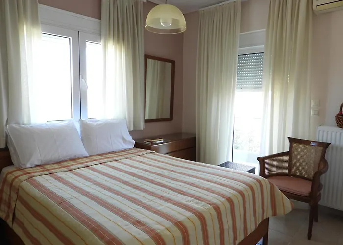 Lora's House * Τρίκαλα