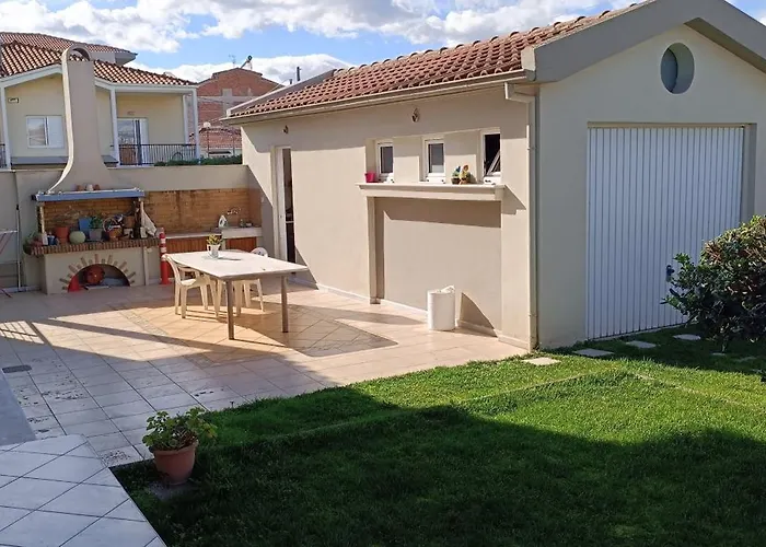 Lora's House * Τρίκαλα